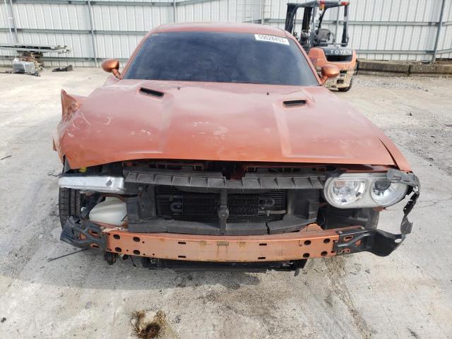 2B3CJ7DJ3BH540691 - 2011 DODGE CHALLENGER SRT-8 ORANGE photo 5