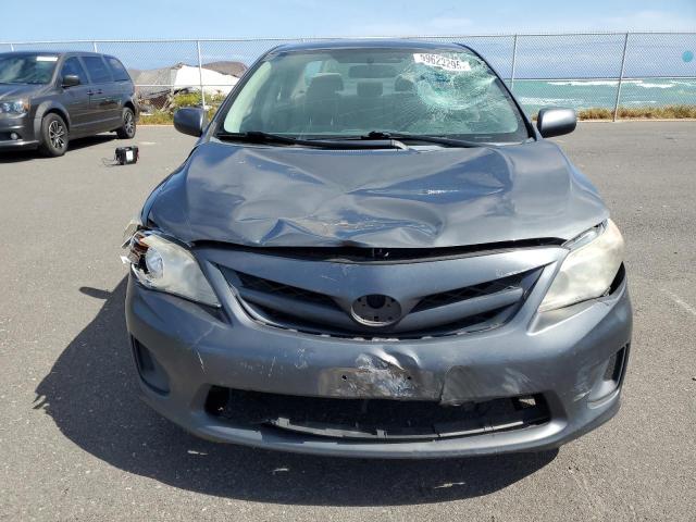 2T1BU4EE0BC646625 - 2011 TOYOTA COROLLA BASE Szary zdjęcie 5