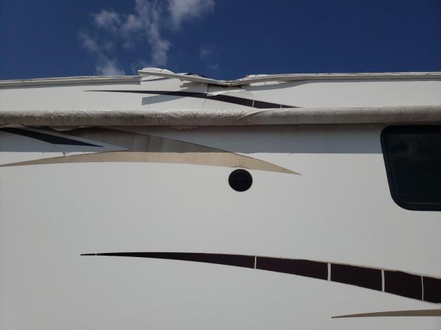 4YDF320268L601712 - 2008 KEYSTONE TRAILER WHITE photo 9