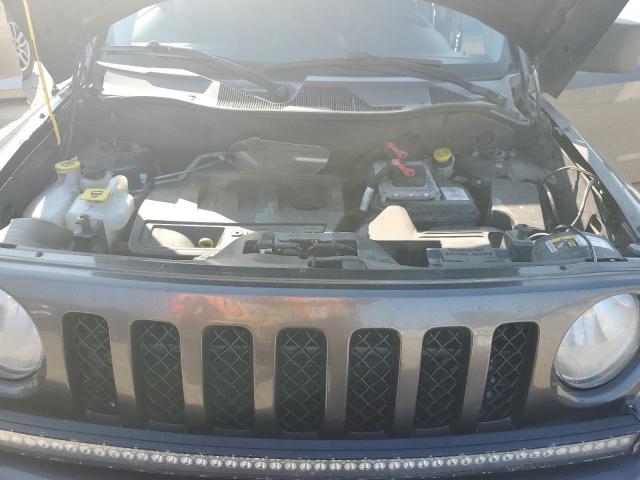 1C4NJRFB2FD113952 - 2015 JEEP PATRIOT LATITUDE GRAY photo 12