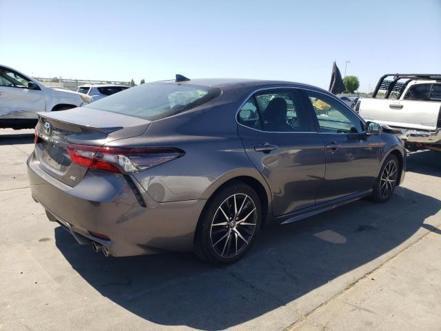 4T1G11AK2PU786433 - 2023 TOYOTA CAMRY SE NIGHT SHADE GRAY photo 3