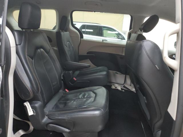 2C4RC1BG7JR228289 - 2018 CHRYSLER PACIFICA TOURING L CHARCOAL photo 11