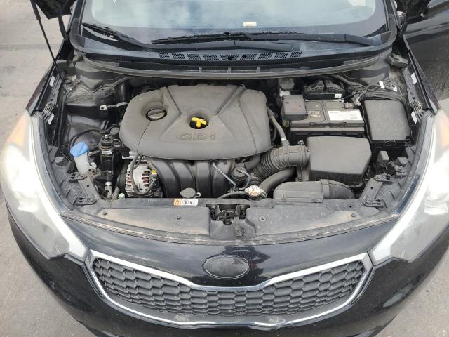 KNAFX5A85G5493742 - 2016 KIA FORTE EX BLACK photo 11