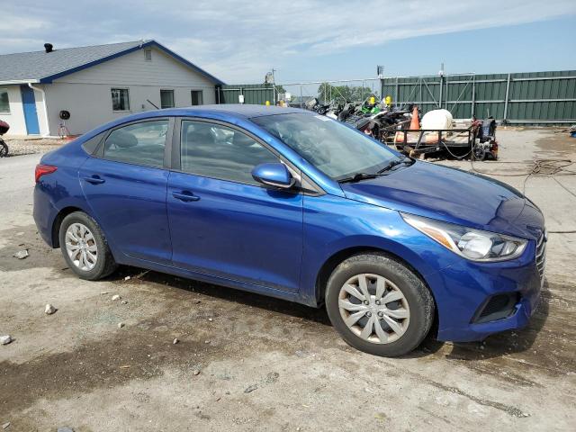 3KPC24A34JE025693 - 2018 HYUNDAI ACCENT SE BLUE photo 4