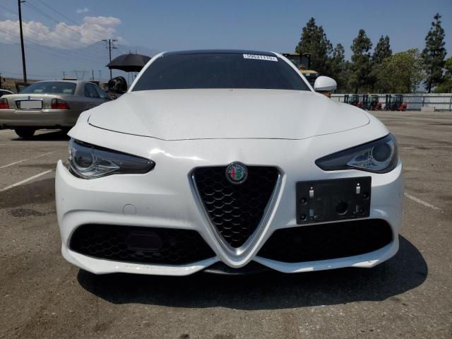 ZARFAEEN5H7552191 - 2017 ALFA ROMEO GIULIA TI Q4 WHITE photo 5