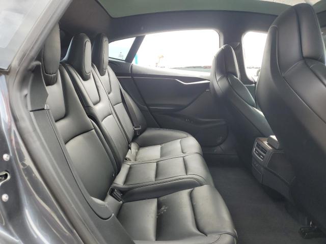 5YJSA1E21JF295554 - 2018 TESLA MODEL S GRAY photo 10