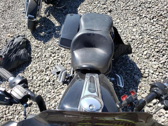 1HD1KB414AB629634 - 2010 HARLEY-DAVIDSON FLHX შავი ფოტო 5