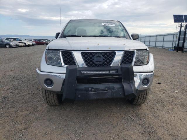 1N6AD09WX7C452432 - 2007 NISSAN FRONTIER CREW CAB LE SILVER photo 5