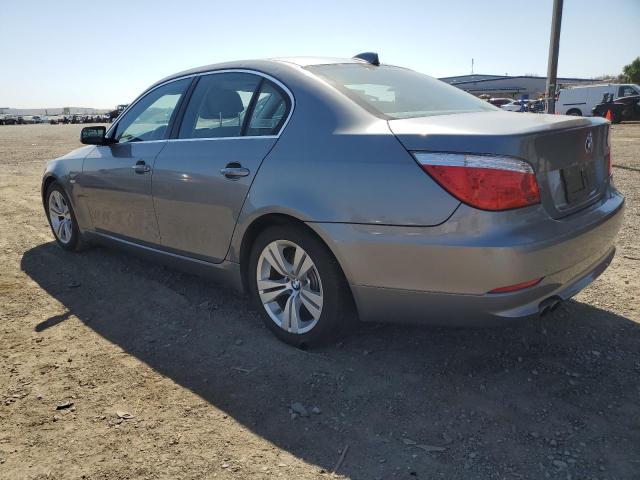 WBANU5C56AC128089 - 2010 BMW 528 I GRAY photo 2