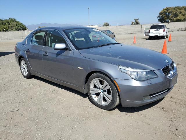 WBANU5C56AC128089 - 2010 BMW 528 I GRAY photo 4