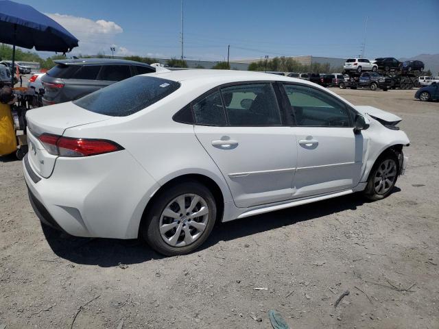5YFB4MDE3RP135986 - 2024 TOYOTA COROLLA LE თეთრი ფოტო 3