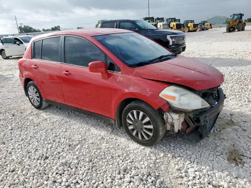 3N1BC13E47L391330 - 2007 NISSAN VERSA S RED photo 4