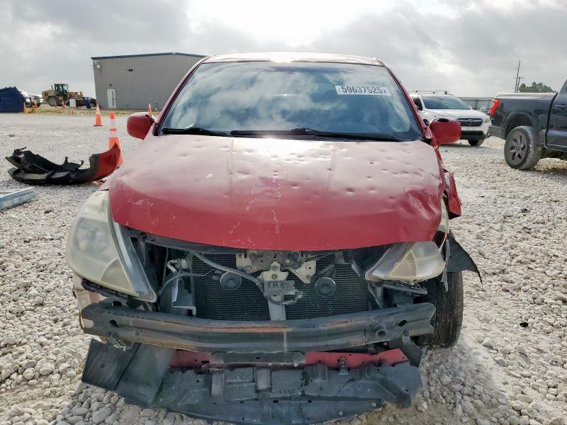 3N1BC13E47L391330 - 2007 NISSAN VERSA S RED photo 5
