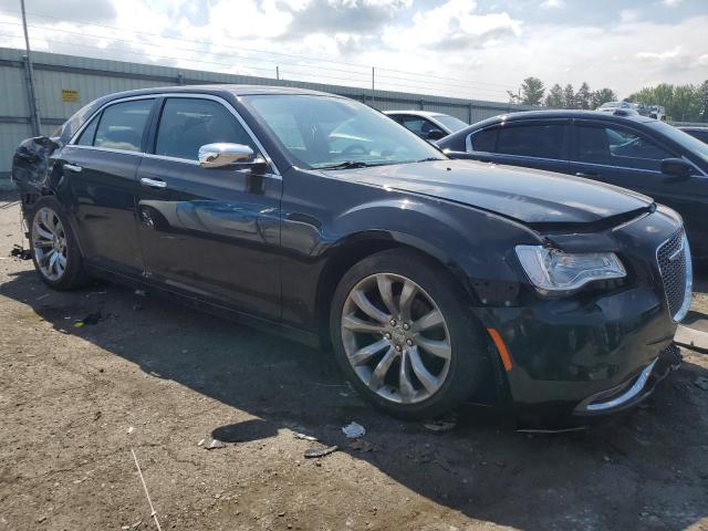 2C3CCAEG9HH667936 - 2017 CHRYSLER 300C BLACK photo 4