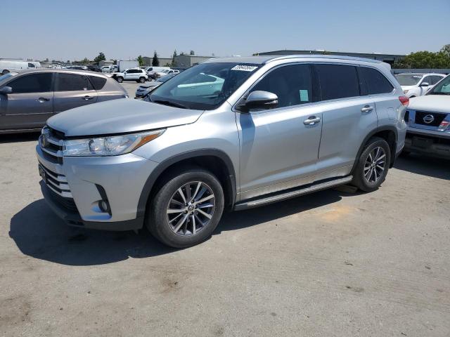 2017 TOYOTA HIGHLANDER SE, 