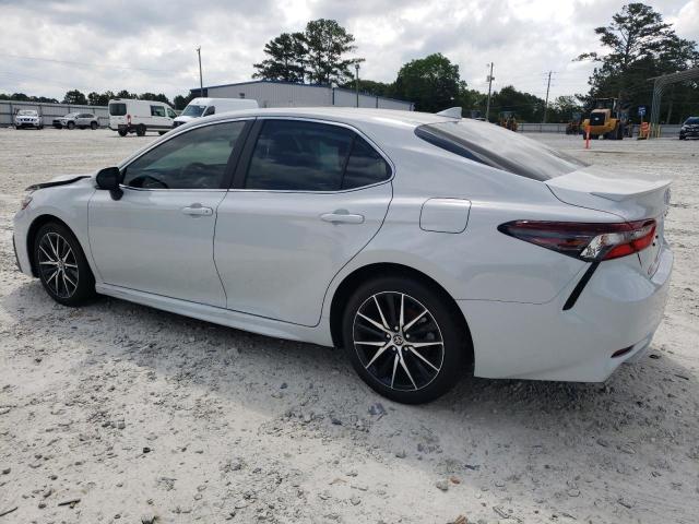 4T1G11AK3RU256331 - 2024 TOYOTA CAMRY SE NIGHT SHADE WHITE photo 2