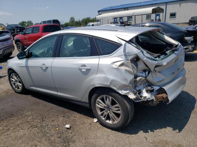 1FAHP3M28CL403700 - 2012 FORD FOCUS SEL SILVER photo 2