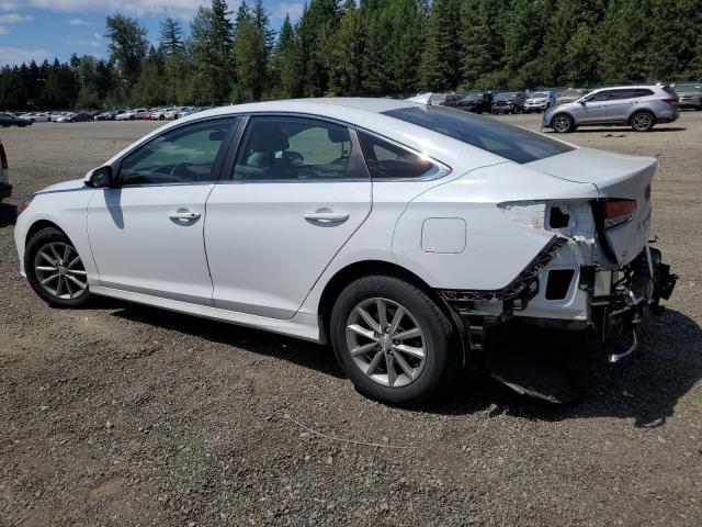 5NPE24AF6JH688102 - 2018 HYUNDAI SONATA SE WHITE photo 2