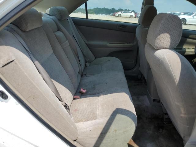 4T1BE32K82U579207 - 2002 TOYOTA CAMRY LE WHITE photo 10