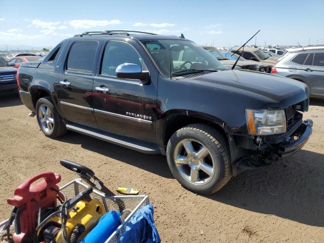 3GNTKGE38BG261353 - 2011 CHEVROLET AVALANCHE LTZ BLACK photo 4