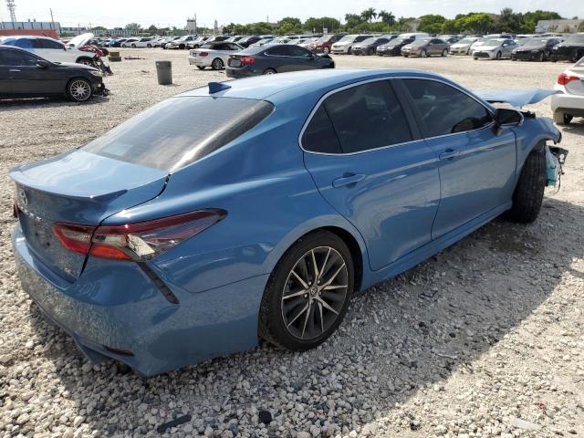 4T1G11AK5PU095915 - 2023 TOYOTA CAMRY SE NIGHT SHADE BLUE photo 3