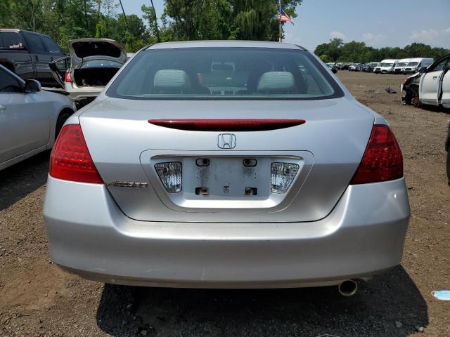 1HGCM56167A088668 - 2007 HONDA ACCORD VALUE SILVER photo 6