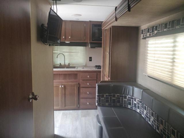 4YDT16013JM932559 - 2018 KEYSTONE TRAILER TWO TONE photo 8