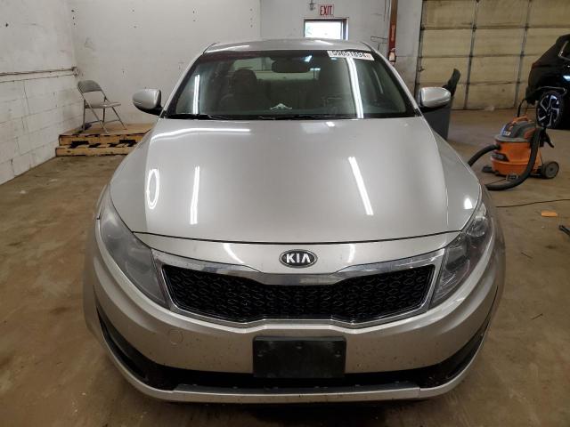 KNAGM4A76D5327255 - 2013 KIA OPTIMA LX SILVER photo 5