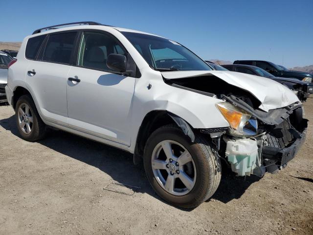 JTMBD33VX86067414 - 2008 TOYOTA RAV4 WHITE photo 4