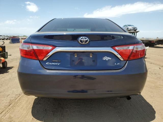 4T1BF1FK1HU701037 - 2017 TOYOTA CAMRY LE BLUE photo 6