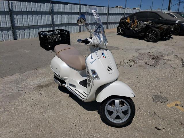 ZAPM319KX65005543 - 2006 VESPA GRANTURISM 200 WHITE photo 1