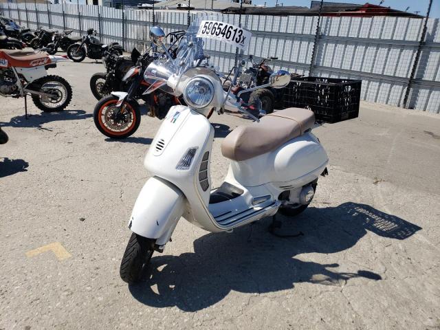 ZAPM319KX65005543 - 2006 VESPA GRANTURISM 200 WHITE photo 2