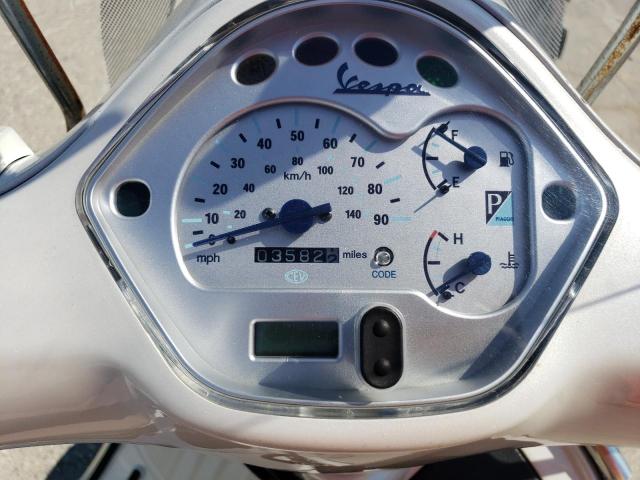 ZAPM319KX65005543 - 2006 VESPA GRANTURISM 200 WHITE photo 8