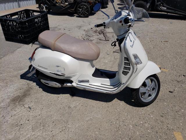 ZAPM319KX65005543 - 2006 VESPA GRANTURISM 200 WHITE photo 9