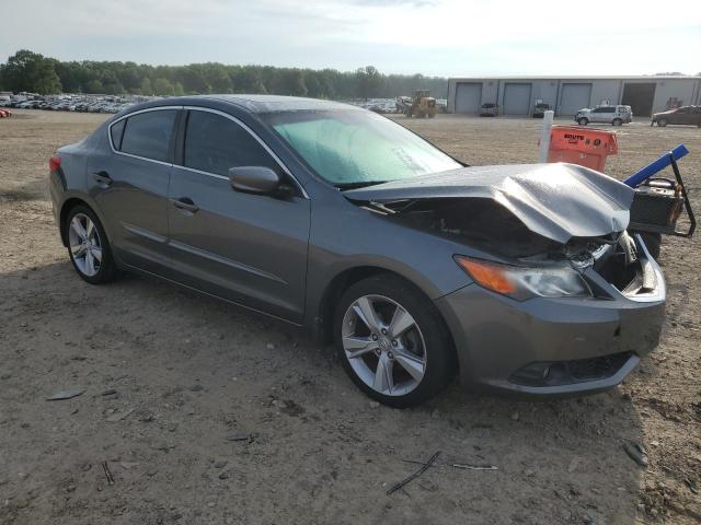 19VDE1F71DE005162 - 2013 ACURA ILX 20 TECH SILVER photo 4