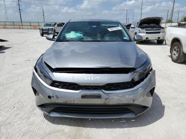 3KPF24AD7PE644156 - 2023 KIA FORTE LX GRAY photo 5