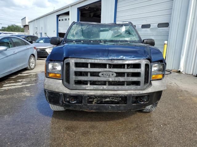 1FTNF20545EB79259 - 2005 FORD F250 SUPER DUTY BLUE photo 5