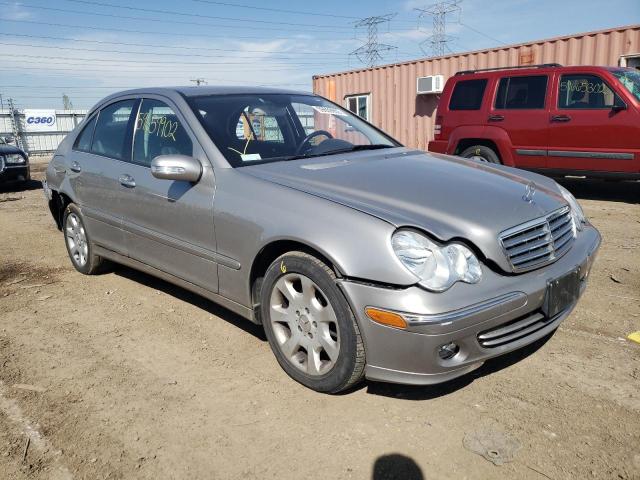 WDBRF81J65F679044 - 2005 MERCEDES-BENZ C 240 4MATIC SILVER photo 1