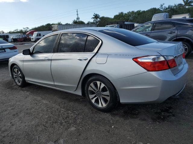 1HGCR2F35DA031214 - 2013 HONDA ACCORD LX SILVER photo 2