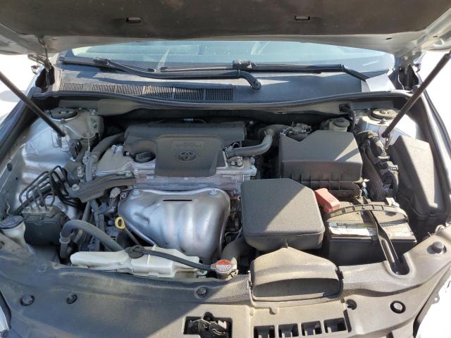 4T1BF1FK8GU539793 - 2016 TOYOTA CAMRY LE SILVER photo 11