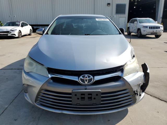 4T1BF1FK8GU539793 - 2016 TOYOTA CAMRY LE SILVER photo 5