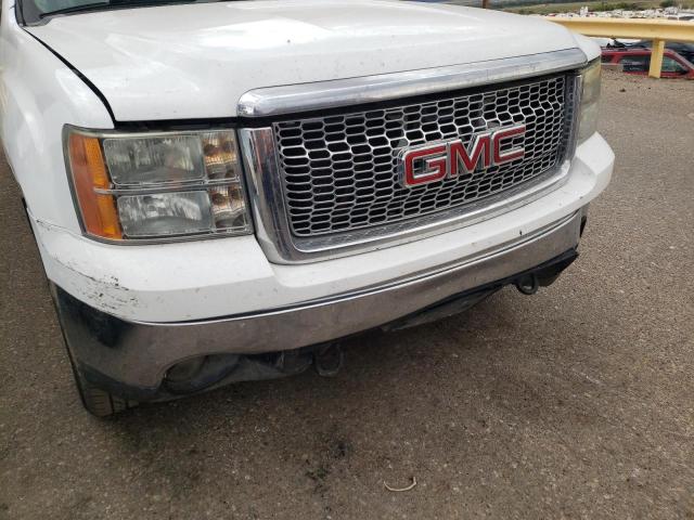 3GTEC13J38G200448 - 2008 GMC SIERRA C1500 WHITE photo 9