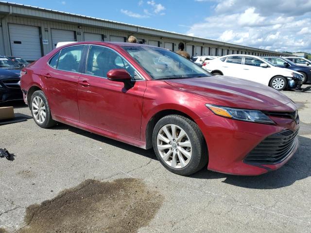 4T1B11HKXJU565640 - 2018 TOYOTA CAMRY L RED photo 4