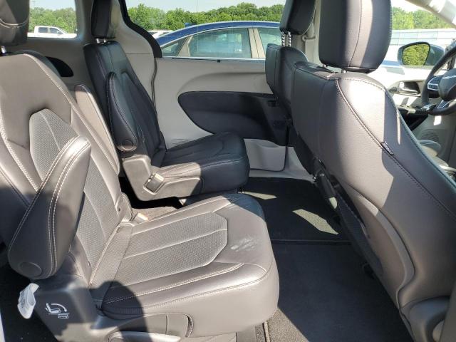 2C4RC1BG0NR185730 - 2022 CHRYSLER PACIFICA TOURING L GRAY photo 11