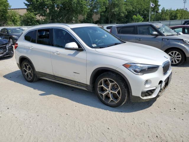 WBXHT3C31J5K28985 - 2018 BMW X1 XDRIVE28I WHITE photo 4