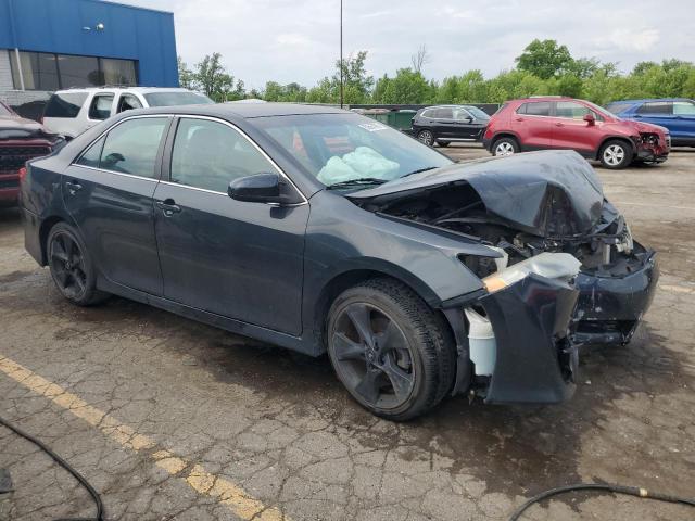 4T1BK1FK7CU013189 - 2012 TOYOTA CAMRY SE Schwarz Foto 4