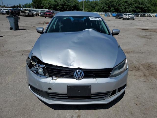 3VWDP7AJXCM112607 - 2012 VOLKSWAGEN JETTA SE SILVER photo 5