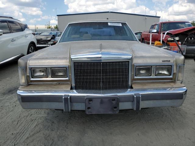 1LNBM82F3JY601611 - 1988 LINCOLN TOWN CAR SIGNATURE GRAY photo 5