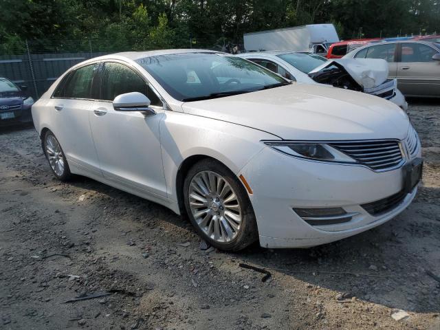 3LN6L2J95FR613892 - 2015 LINCOLN MKZ WHITE photo 4