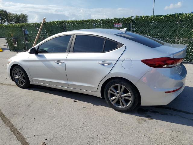 5NPD84LF7HH030676 - 2017 HYUNDAI ELANTRA SE SILVER photo 2